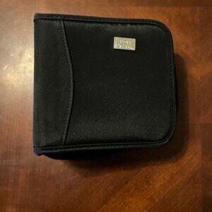 Black Zippered Travel essential oil Organizer With Multiple Pockets aroma ready